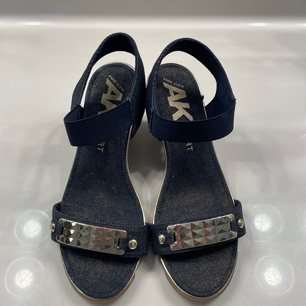 AK Anne Klein Sport Women's Pelonia Fabric, Denim-Gold, 8.5 M US